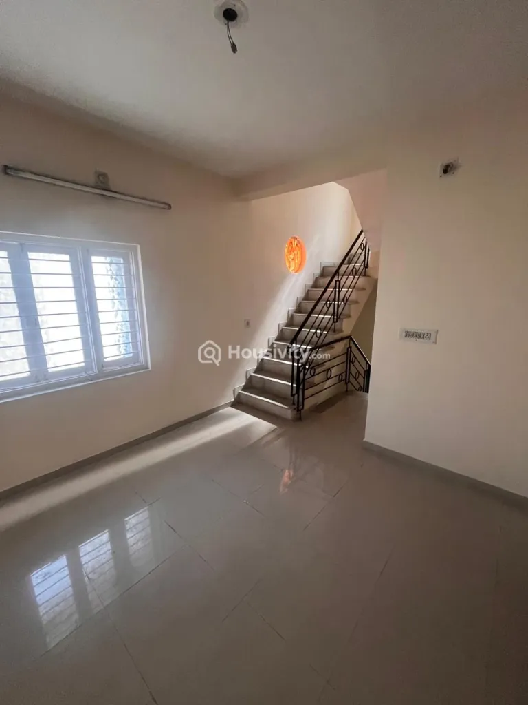 4 BHK Bunglow for Sale in Kudasan, Gandhinagar Image 5