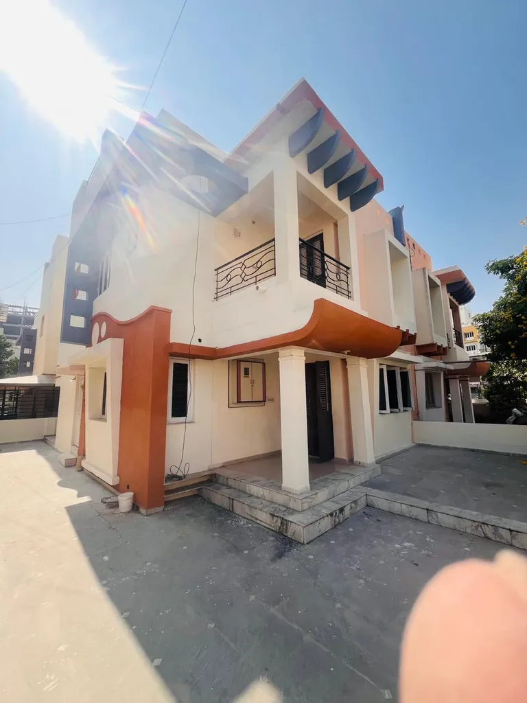 4 BHK Bunglow for Sale in Kudasan, Gandhinagar Thumbnail