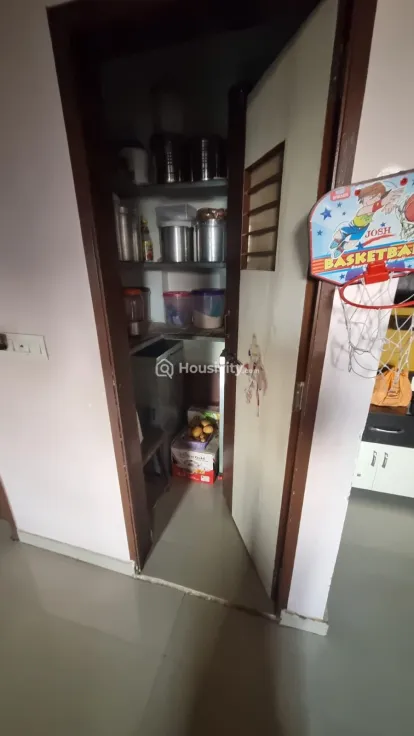 2 BHK Flat for Sale in Sargasan, Gandhinagar Image 9