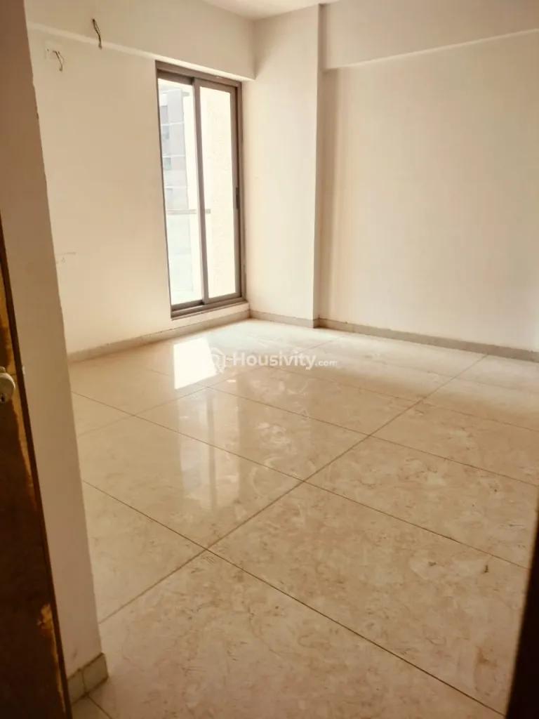 3 BHK Flat for Sale in Sargasan, Gandhinagar Image 1
