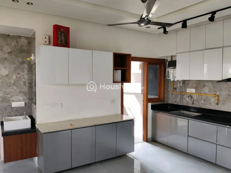 3 BHK Flat for Rent in Randesan, Gandhinagar Image 7
