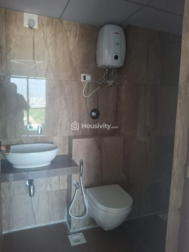 2 BHK Flat for Rent in Sargasan, Gandhinagar Image 10