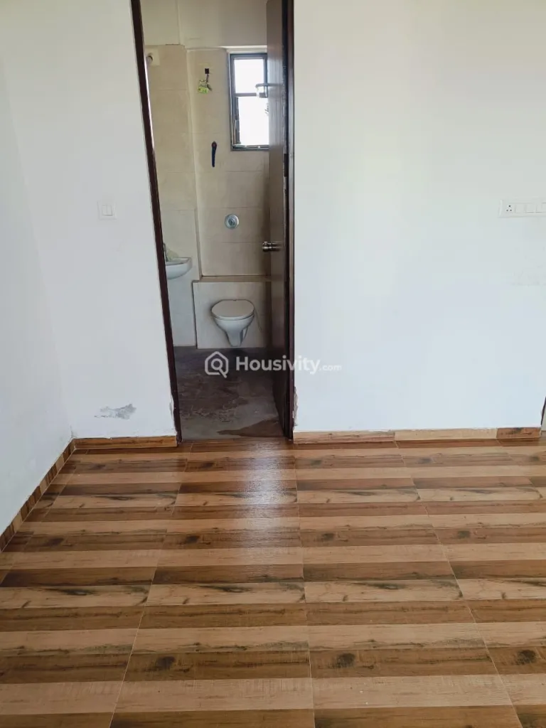 2 BHK Flat for Sale in Sargasan, Gandhinagar Image 3