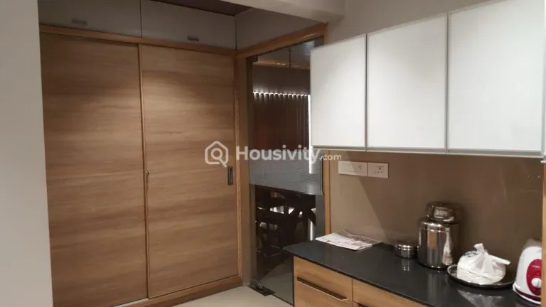 3 BHK Flat for Rent in Sargasan, Gandhinagar Image 2