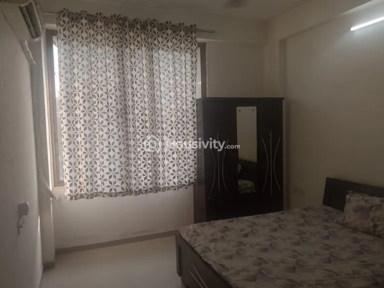 3 BHK Flat for Rent in Raysan, Gandhinagar Image 3