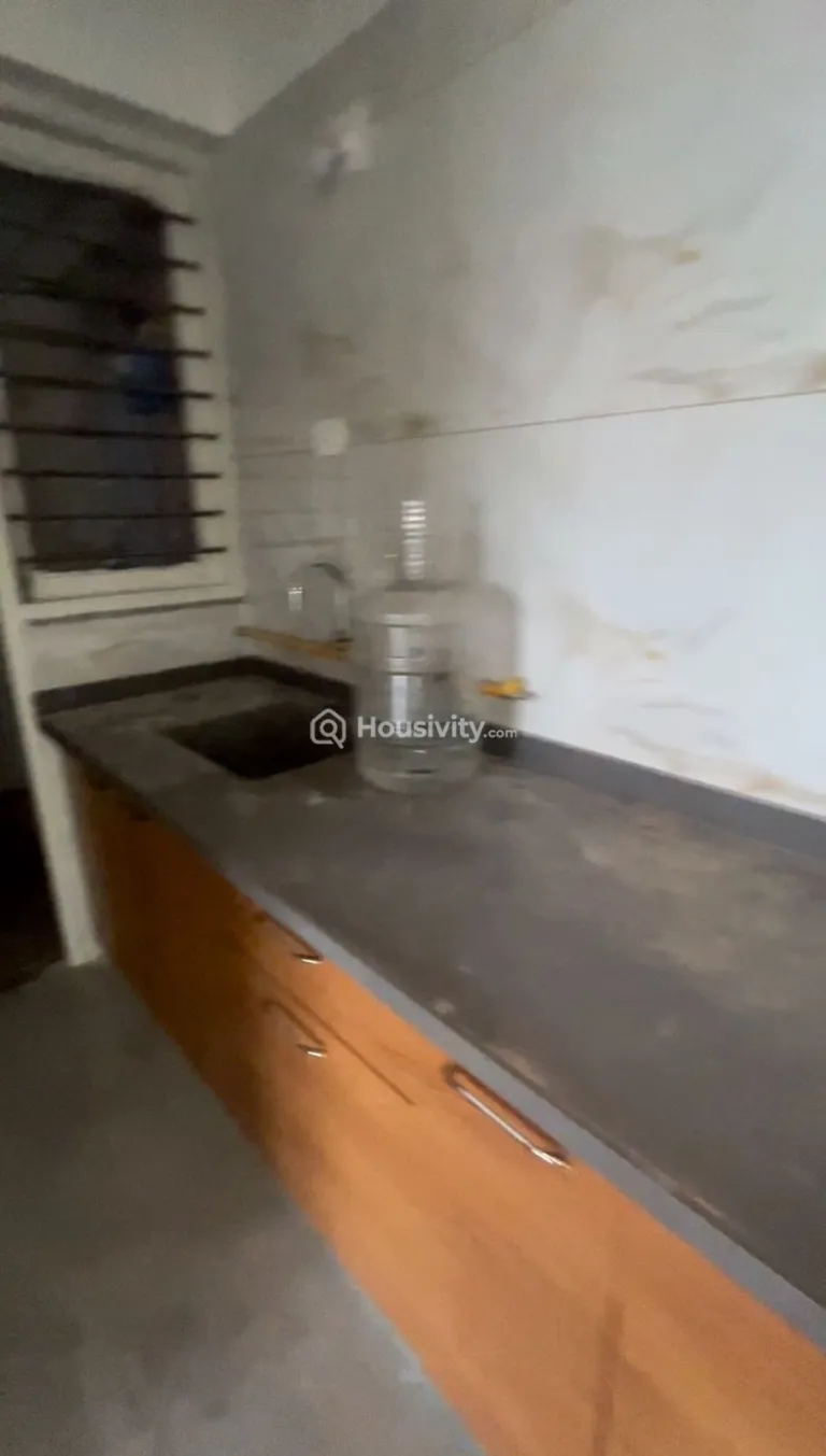 2 BHK Flat for Rent in Koba, Gandhinagar Image 6