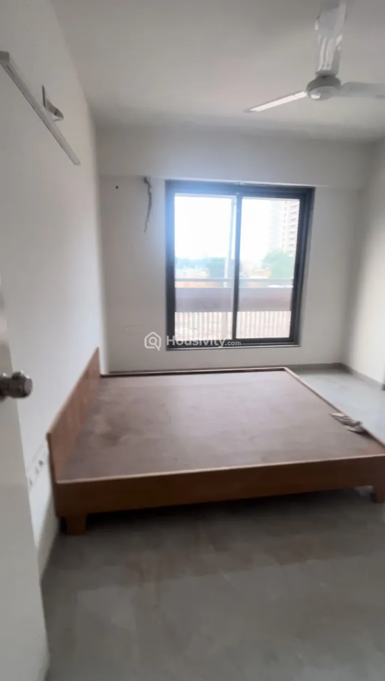 2 BHK Flat for Rent in Koba, Gandhinagar Image 9
