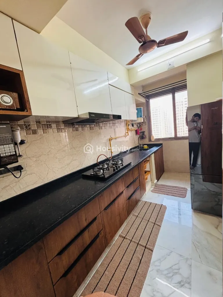 2 BHK Flat for Sale in Sargasan, Gandhinagar Image 1