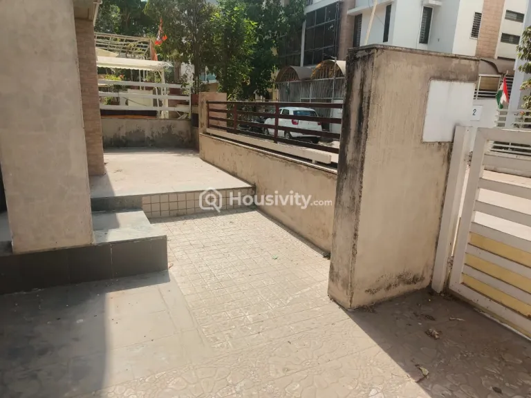 3 BHK Bunglow for Rent in Raysan, Gandhinagar Image 1