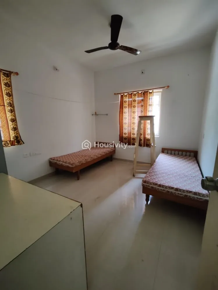 2 BHK Flat for Rent in Kudasan, Gandhinagar Image 2