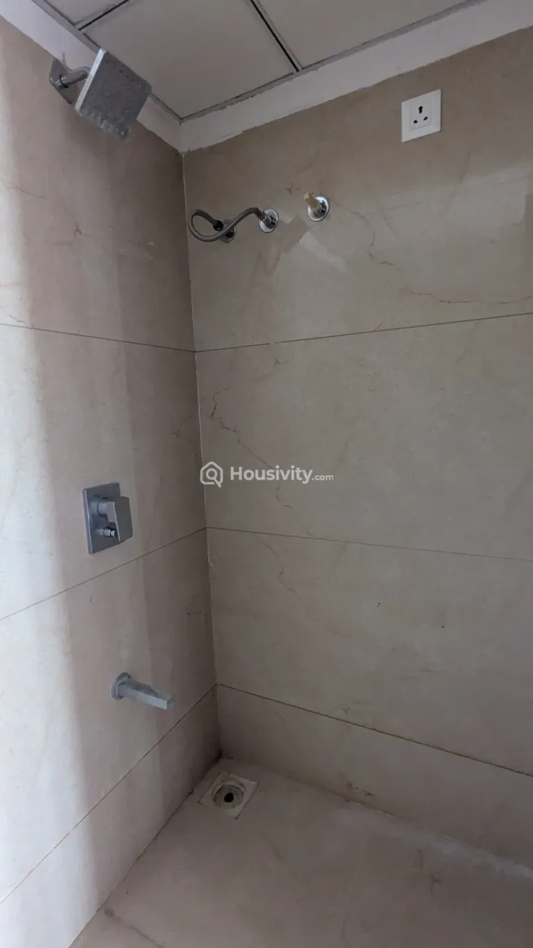 3 BHK Flat for Rent in Kudasan, Gandhinagar Image 4