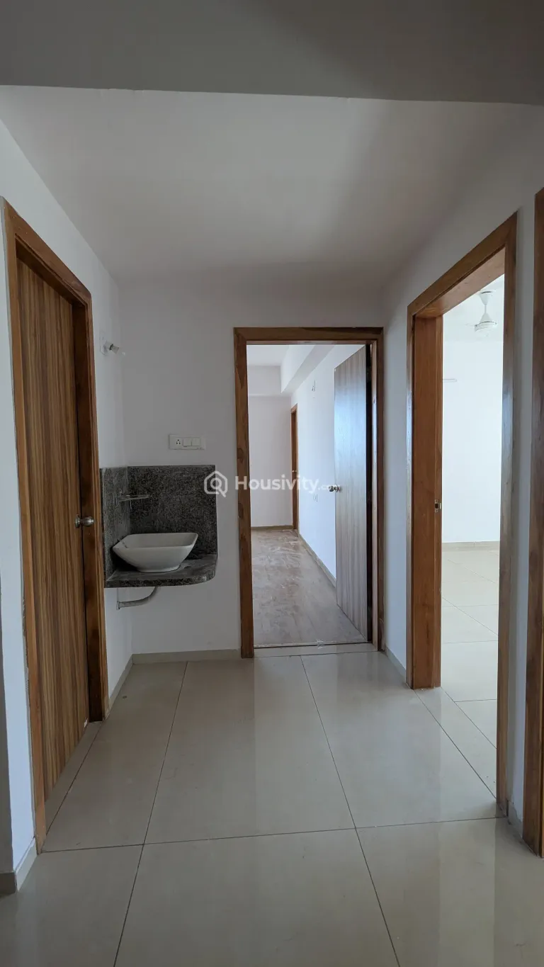 3 BHK Flat for Rent in Kudasan, Gandhinagar Image 10