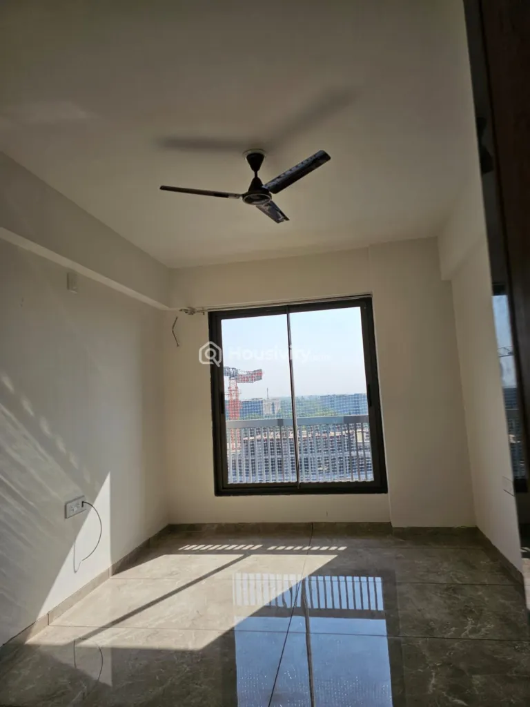 2 BHK Flat for Rent in PDPU Road, Gandhinagar Image 3