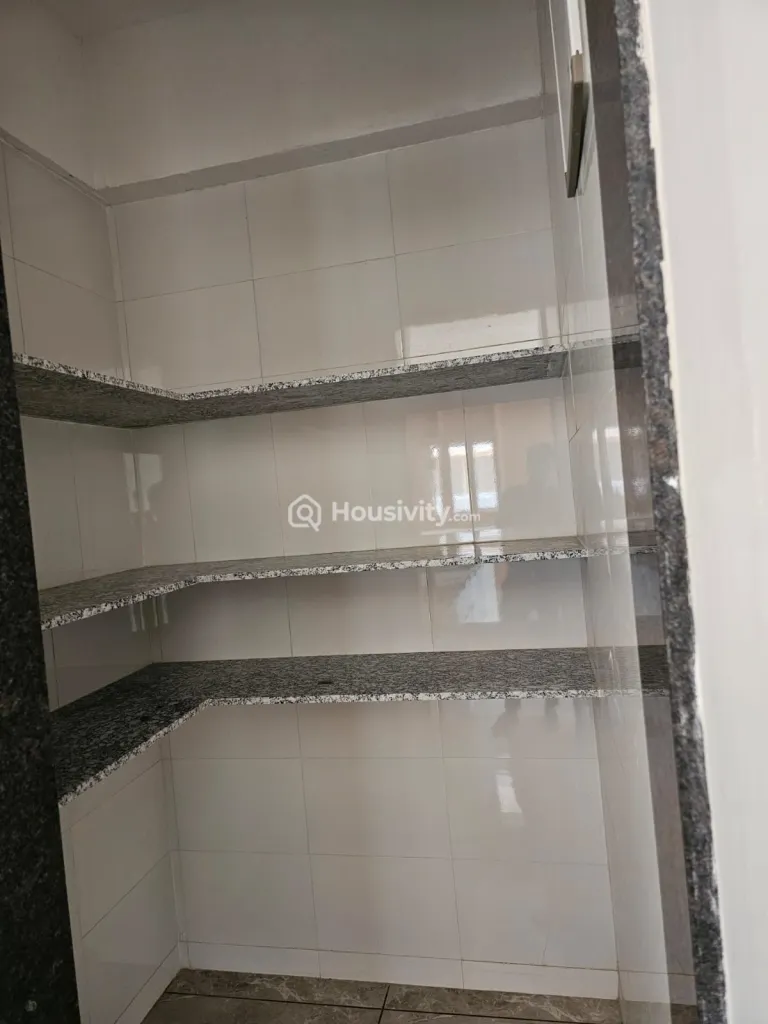 2 BHK Flat for Rent in PDPU Road, Gandhinagar Image 2