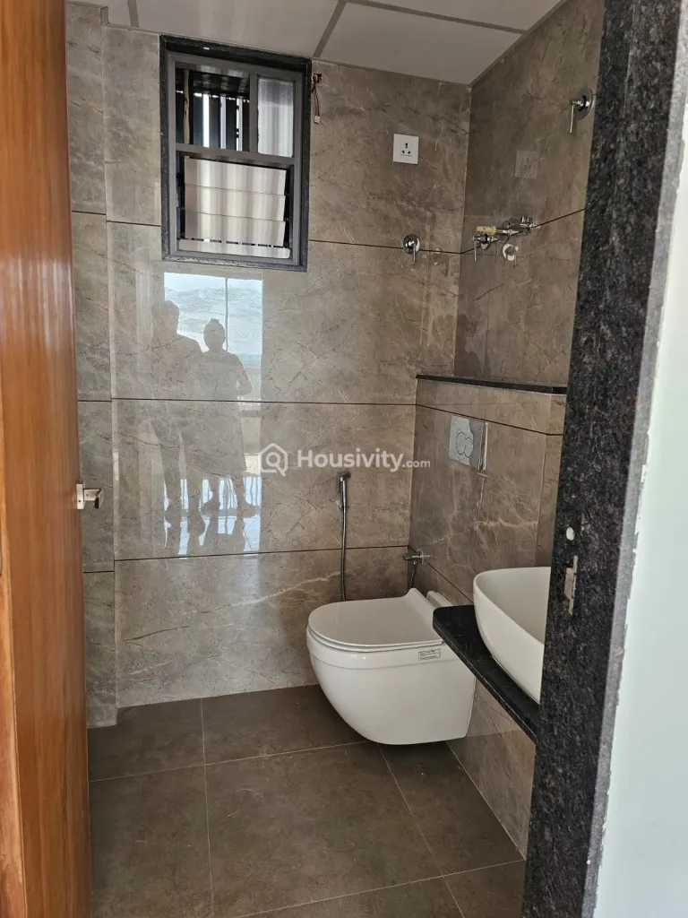 2 BHK Flat for Rent in PDPU Road, Gandhinagar Image 10