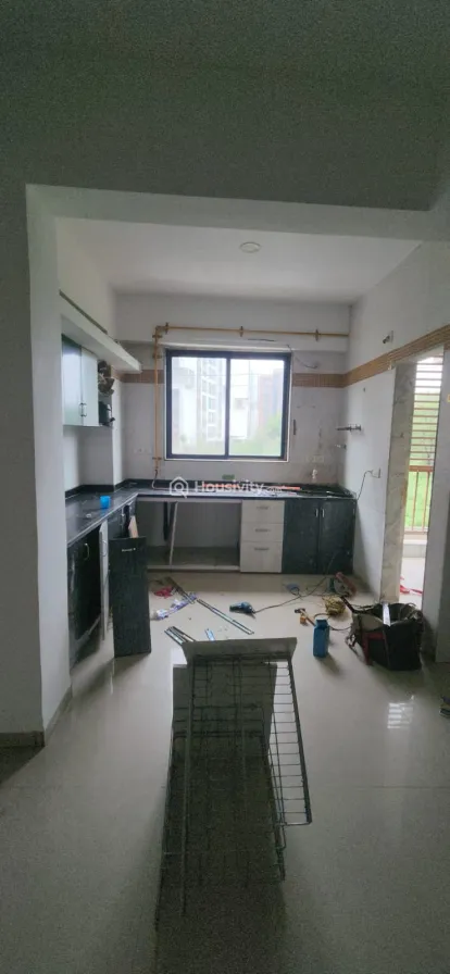 3 BHK Flat for Rent in Kudasan, Gandhinagar Image 7