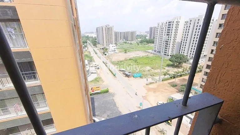 2 BHK Flat for Sale in Sargasan, Gandhinagar Image 6