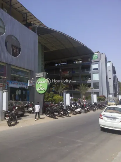 Shop for Lease in Kudasan, Gandhinagar Thumbnail