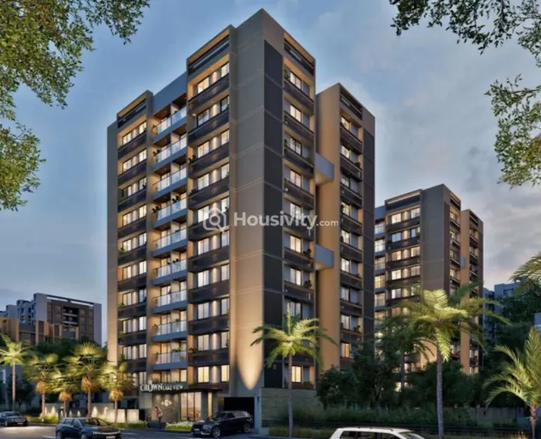 Crown Lake View Image 1