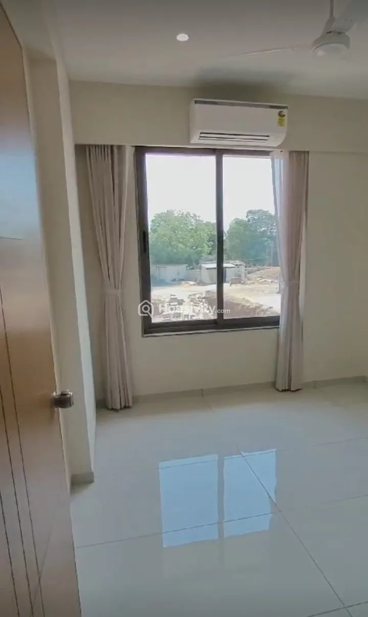 3 BHK Flat for Sale in Kudasan, Gandhinagar Image 3