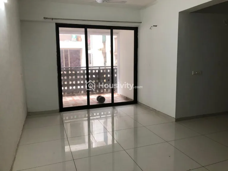 3 BHK Flat for Sale in Sargasan, Gandhinagar Image 1