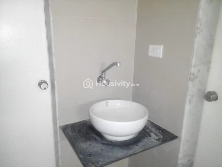 3 BHK Flat for Rent in Kudasan, Gandhinagar Image 6