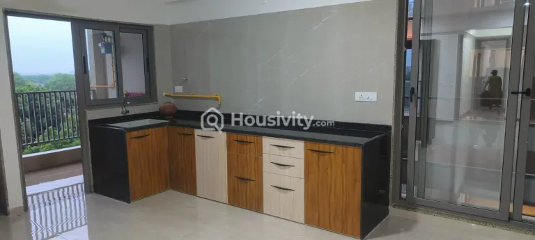 3 BHK Flat for Rent in Kudasan, Gandhinagar Image 7