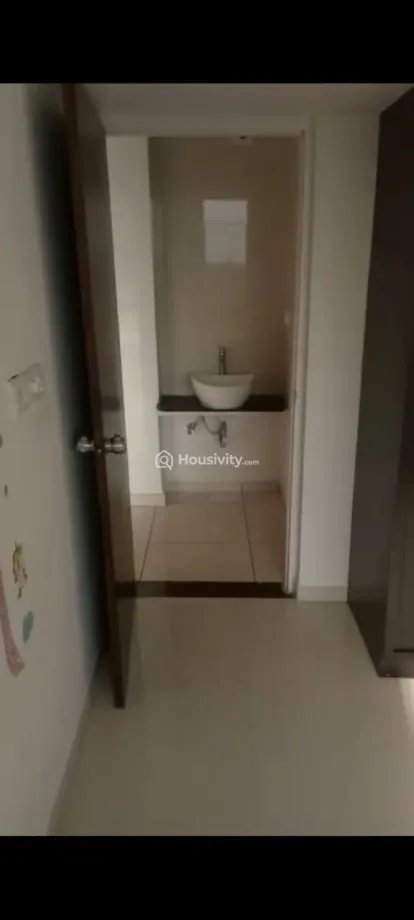 3 BHK Flat for Sale in Kudasan, Gandhinagar Image 3