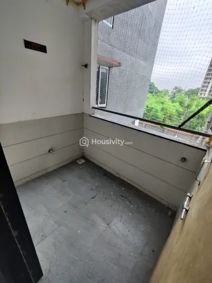 3 BHK Flat for Rent in Raysan, Gandhinagar Image 4