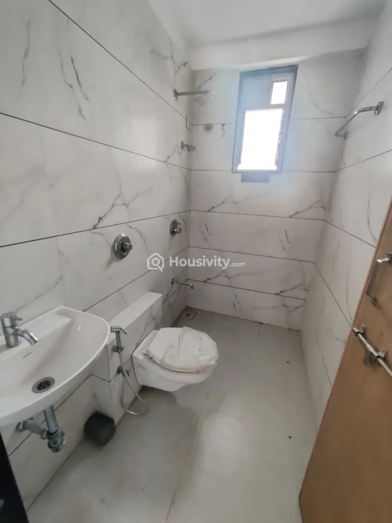 3 BHK Flat for Rent in Raysan, Gandhinagar Image 7