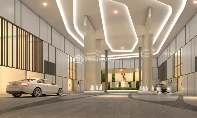 Maverick Namaha Image 1