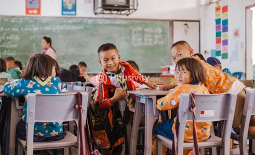 Squarefeet Y Square Image 13