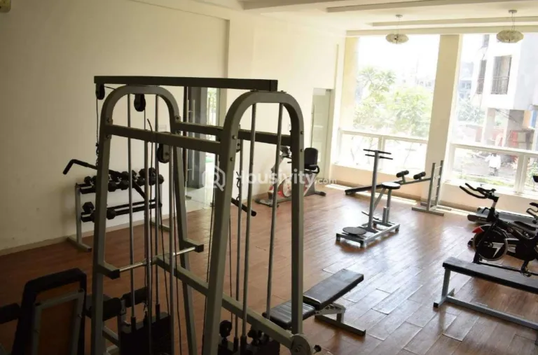 Orchid Square Image 7