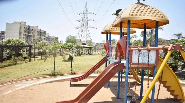 Orchid Square Image 6