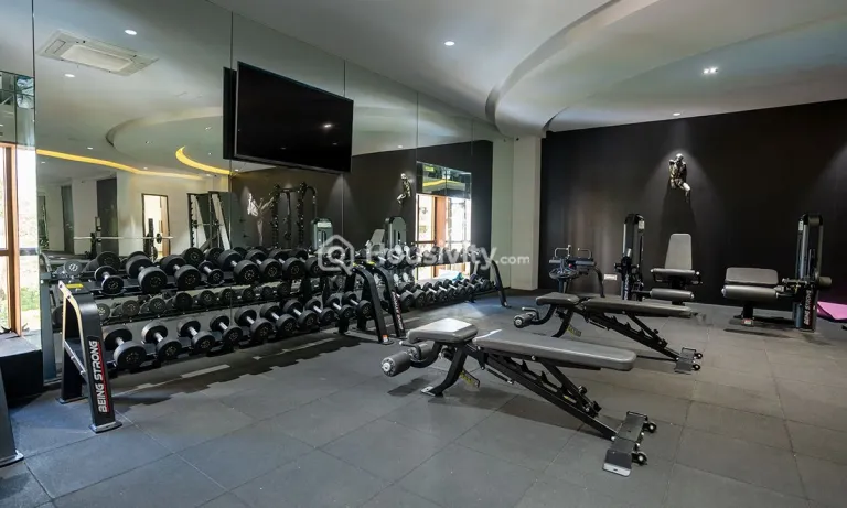 Tharwani Solitaire Image 13