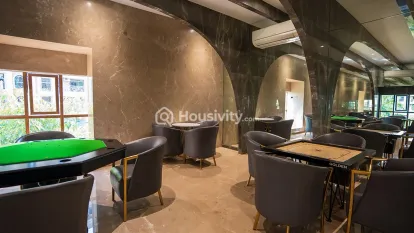 Tharwani Solitaire Image 9