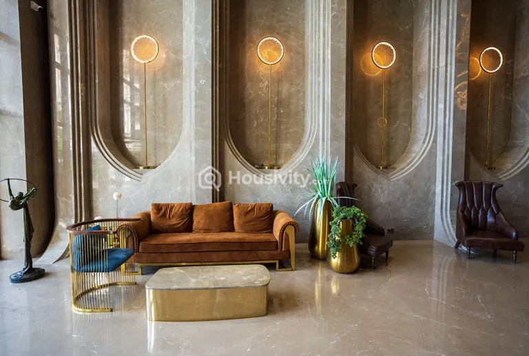 Tharwani Solitaire Image 4