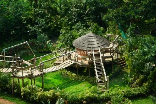 Hubtown Seasons Image 8