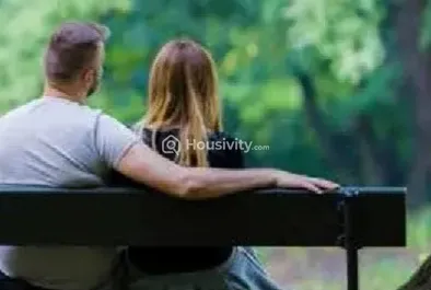 Salasar Esquire Image 2