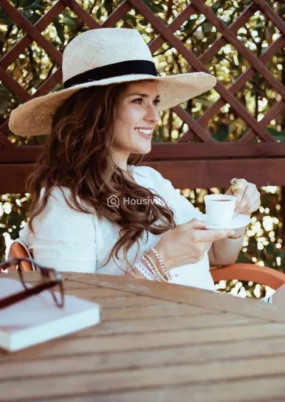 Oscar Om Maitri Image 2