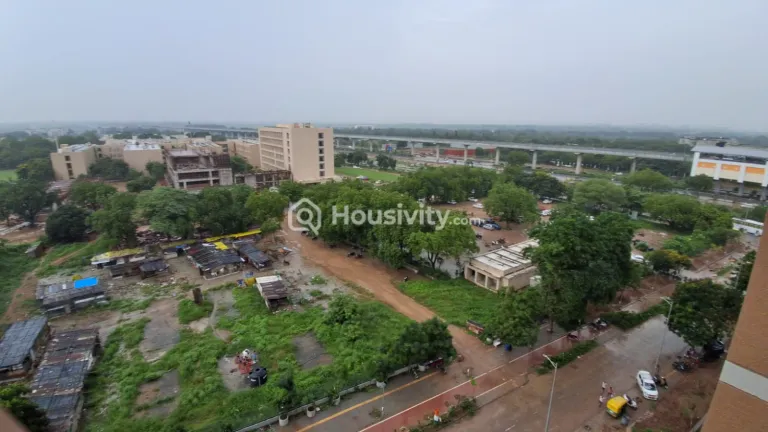 3 BHK Flat for Rent in Sargasan, Gandhinagar Image 13