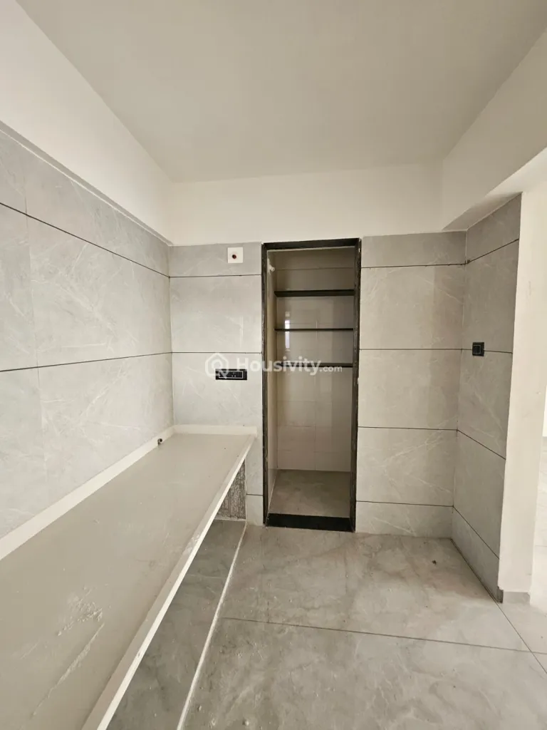 3 BHK Flat for Rent in Koba, Gandhinagar Image 1
