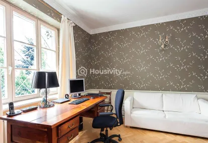 Heer The Capittal Tree Image 5