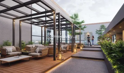 Majestique The Crown Image 8