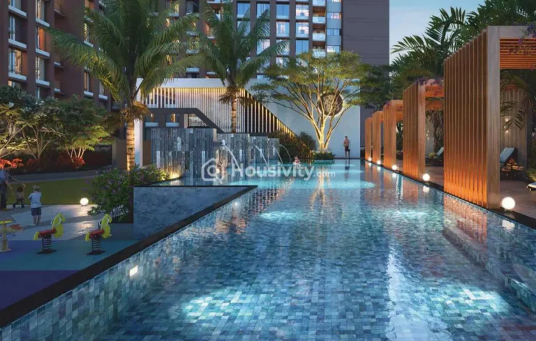 Majestique Mayberry Image 3