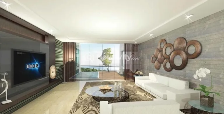 Marvel Ribera Image 1