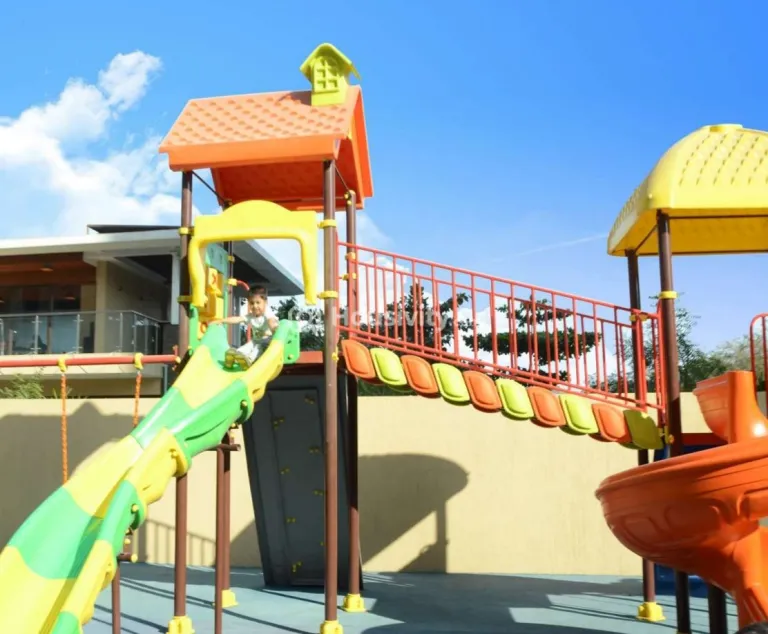 Ganga Hill Shire Image 7