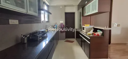 4 BHK Flat for Sale in Prahladnagar, Ahmedabad Image 3