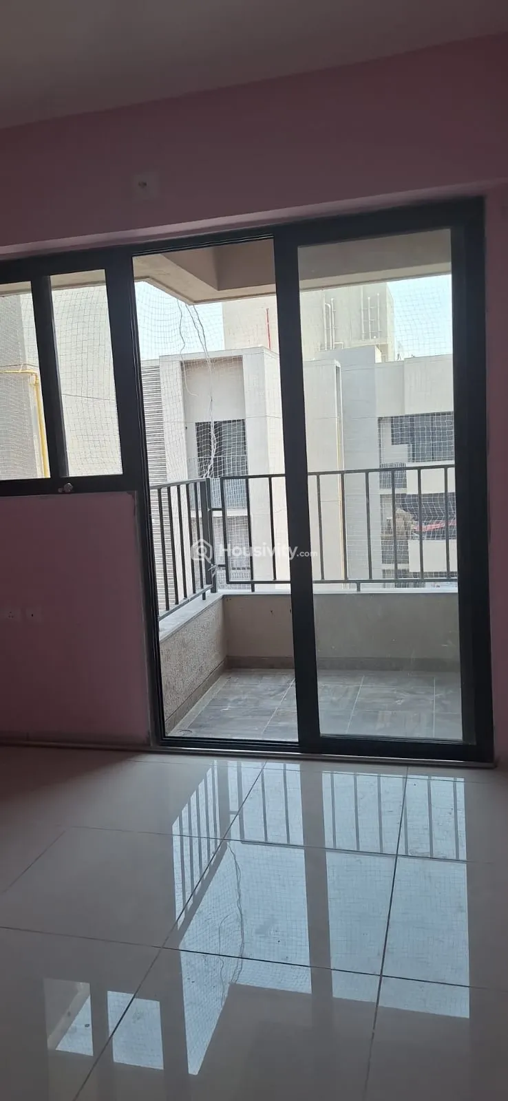 2 BHK Flat On Rent Image 7