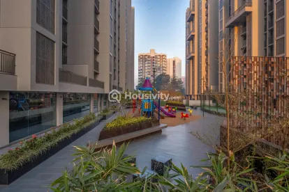 3 BHK Flat for Sale in Shela, Ahmedabad Image 2